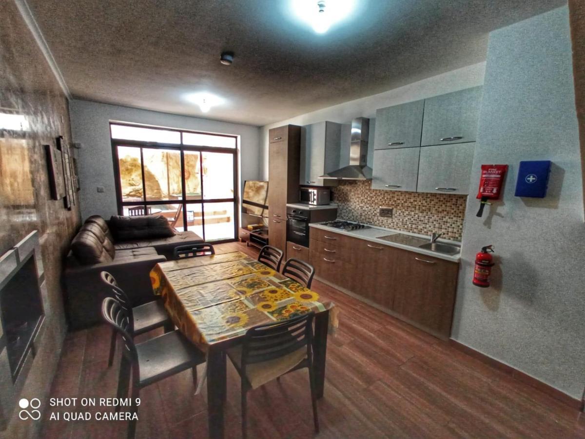 Town House With Private Pool In Village Centre Kalkara 외부 사진