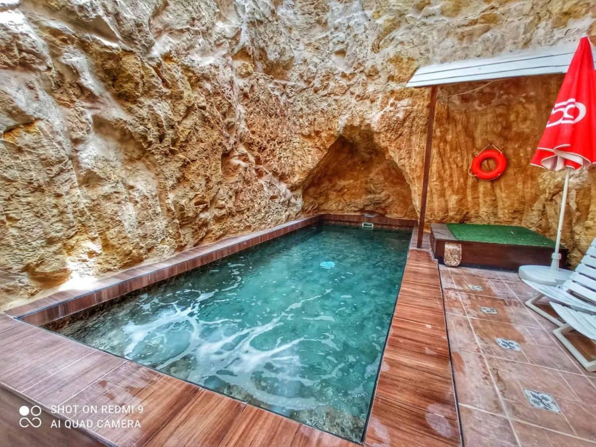 Town House With Private Pool In Village Centre Kalkara 외부 사진