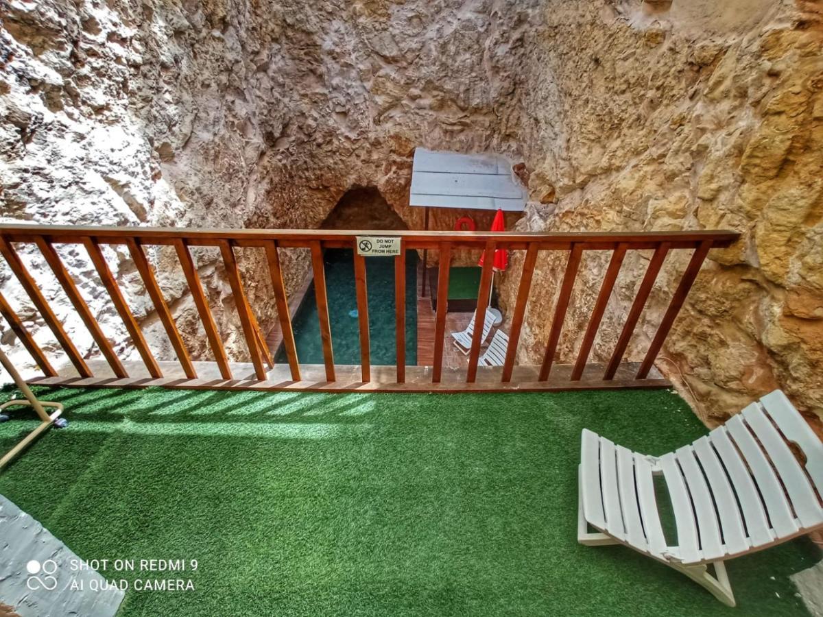 Town House With Private Pool In Village Centre Kalkara 외부 사진